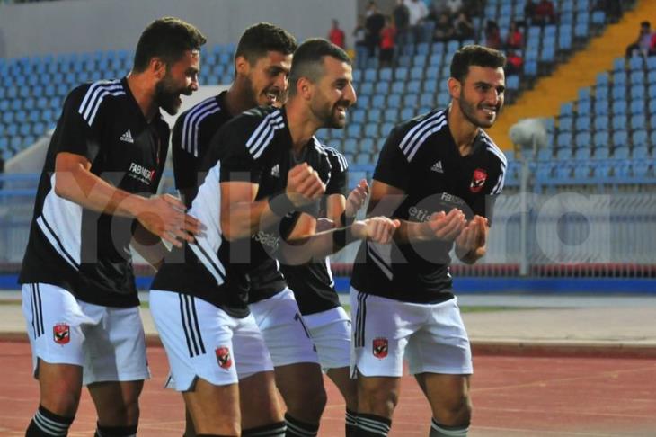 احتفال لاعبي الأهلي